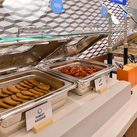 阿什塔比拉日内瓦智选假日酒店及套房 Austinburg 外观 照片